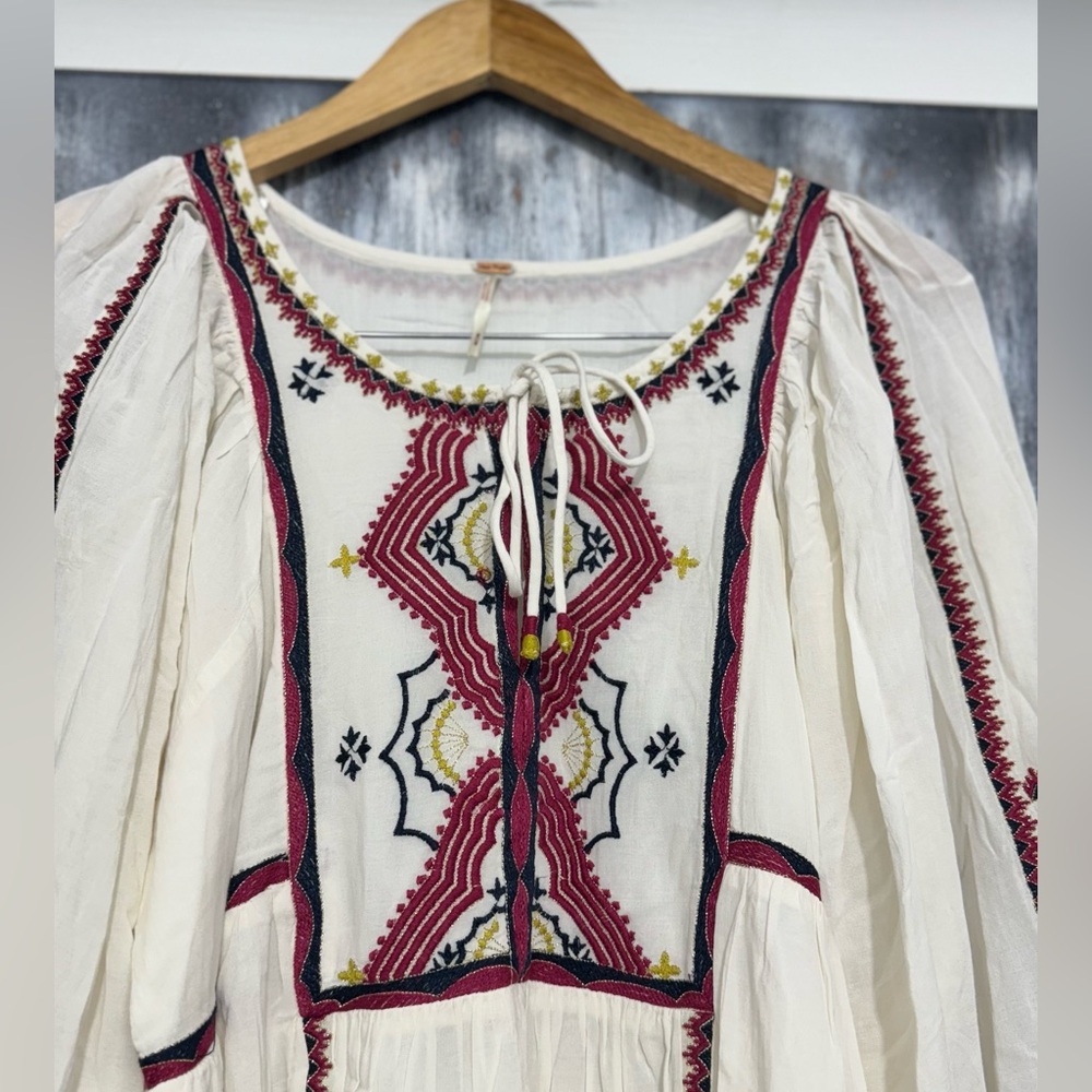 Free People Sweet Escape Midi Embroidered Bohemian Dress Size Medium ~ NWOT - Picture 4 of 12